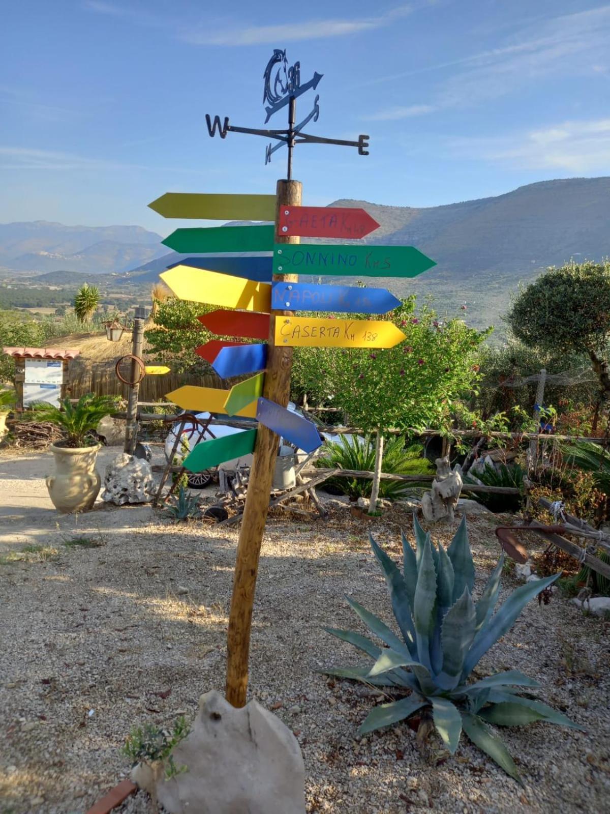 Le Capanne Di Villa Margherita Sonnino Habitación foto
